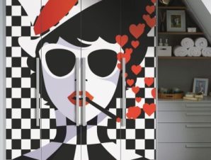 Ρομαντικό κορίτσι Κόμικς Αυτοκόλλητα ντουλάπας 100 x 100 εκ.